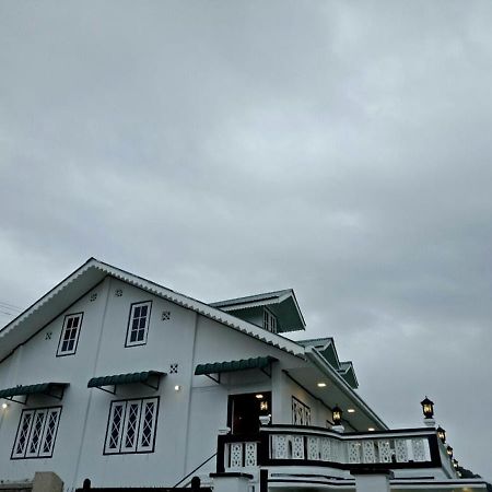 Genesis Motel Калау Екстериор снимка