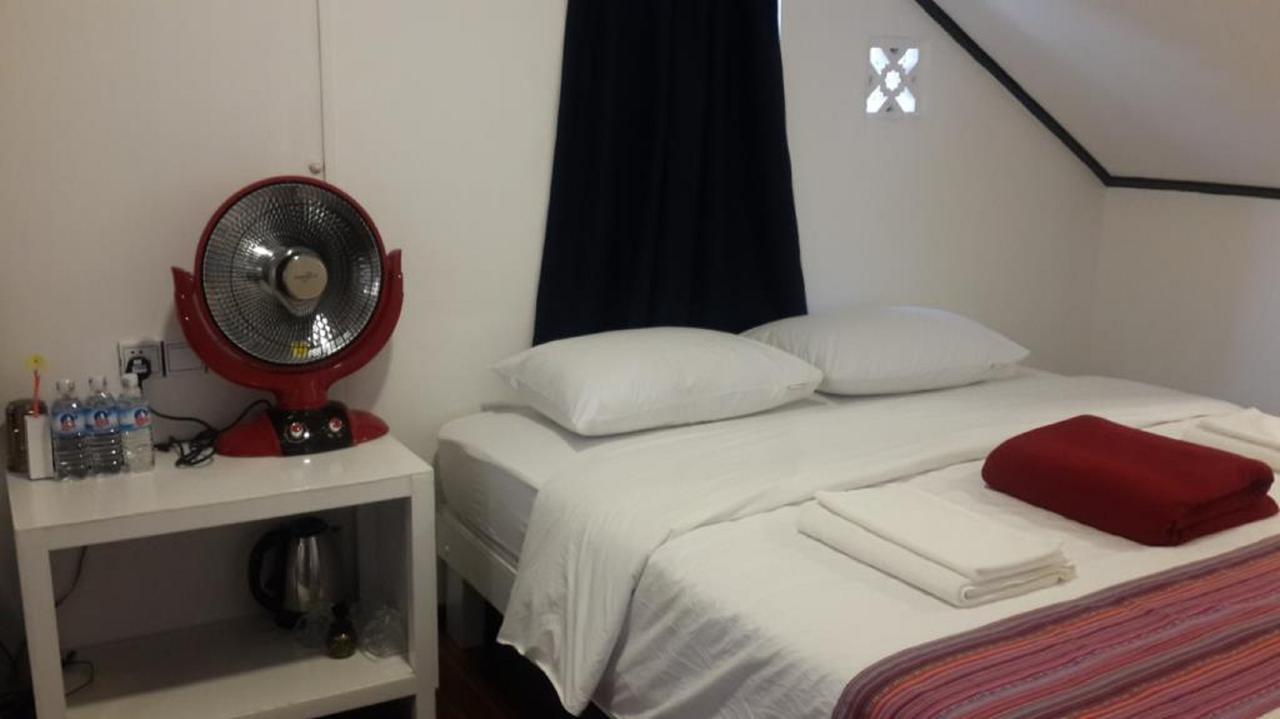 Genesis Motel Калау Екстериор снимка